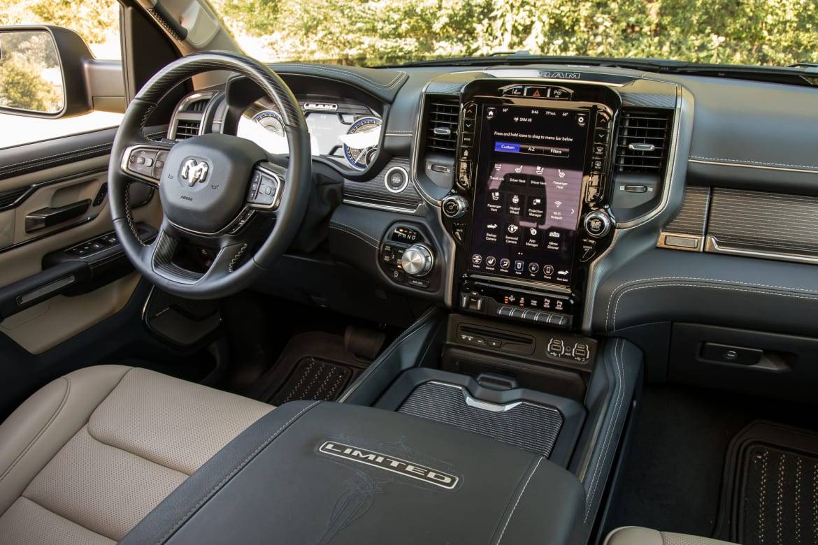 img 1535687702 1544736120644 jpg