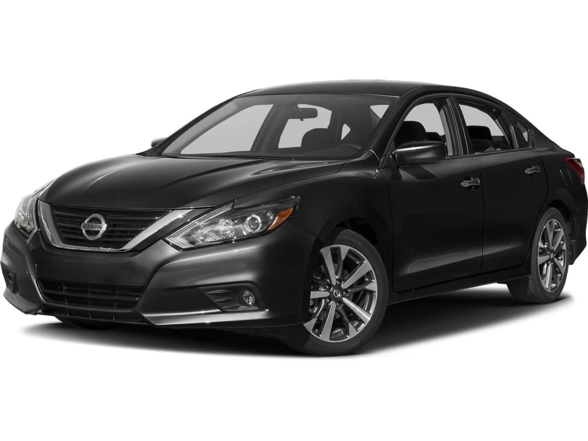 Recall Alert: 2015-2017 Nissan Altima | Cars.com