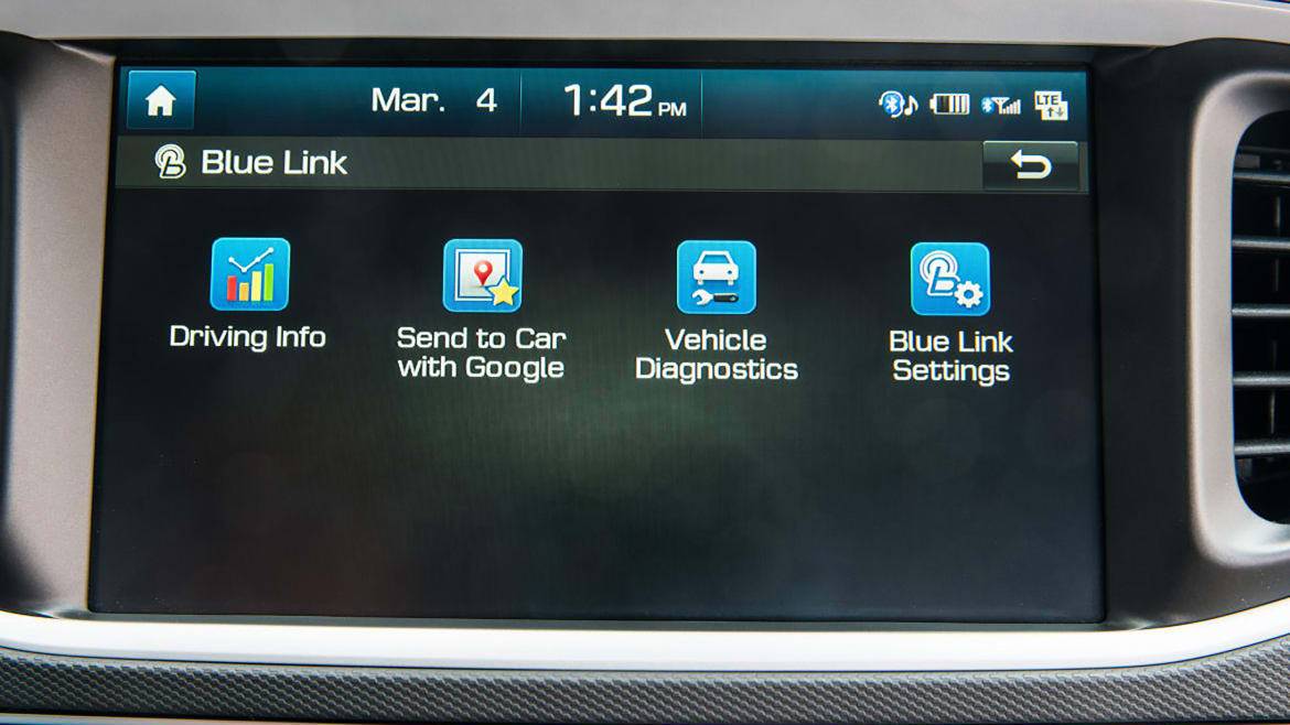 Hyundai_Blue_Link.jpg