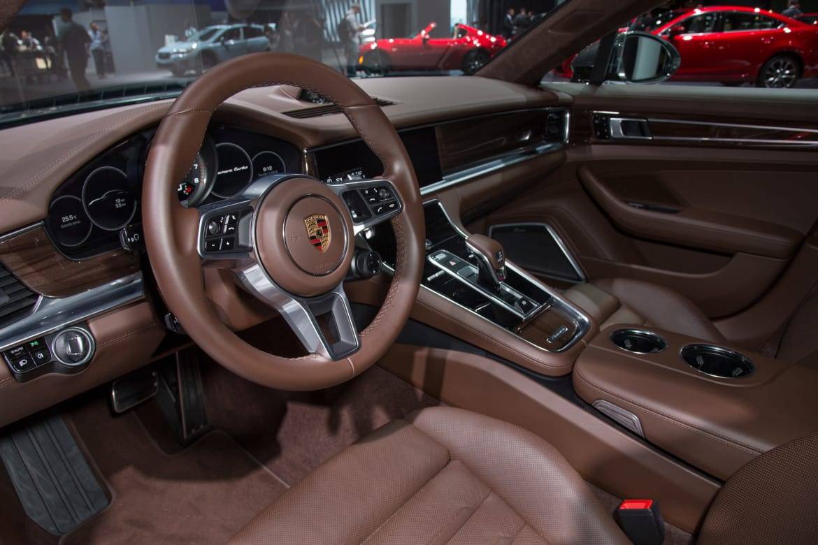 img 1808913161 1492031673971 jpg