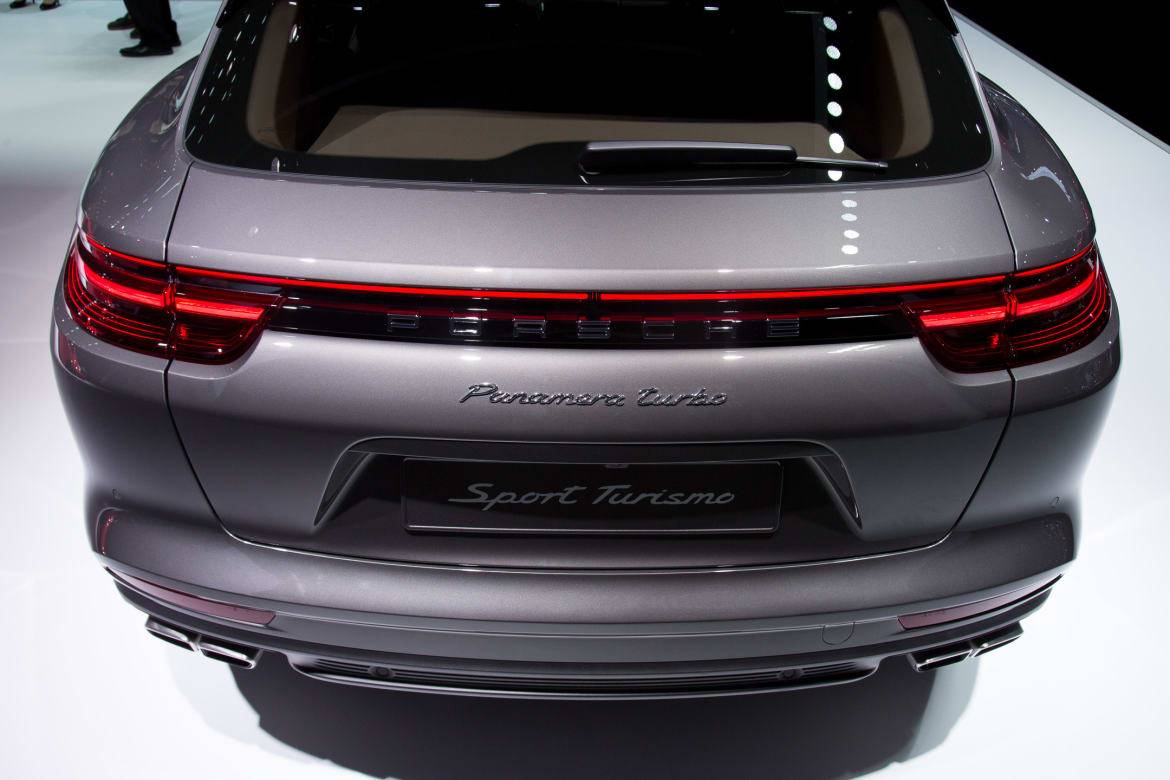 img 1811683724 1492031672066 jpg