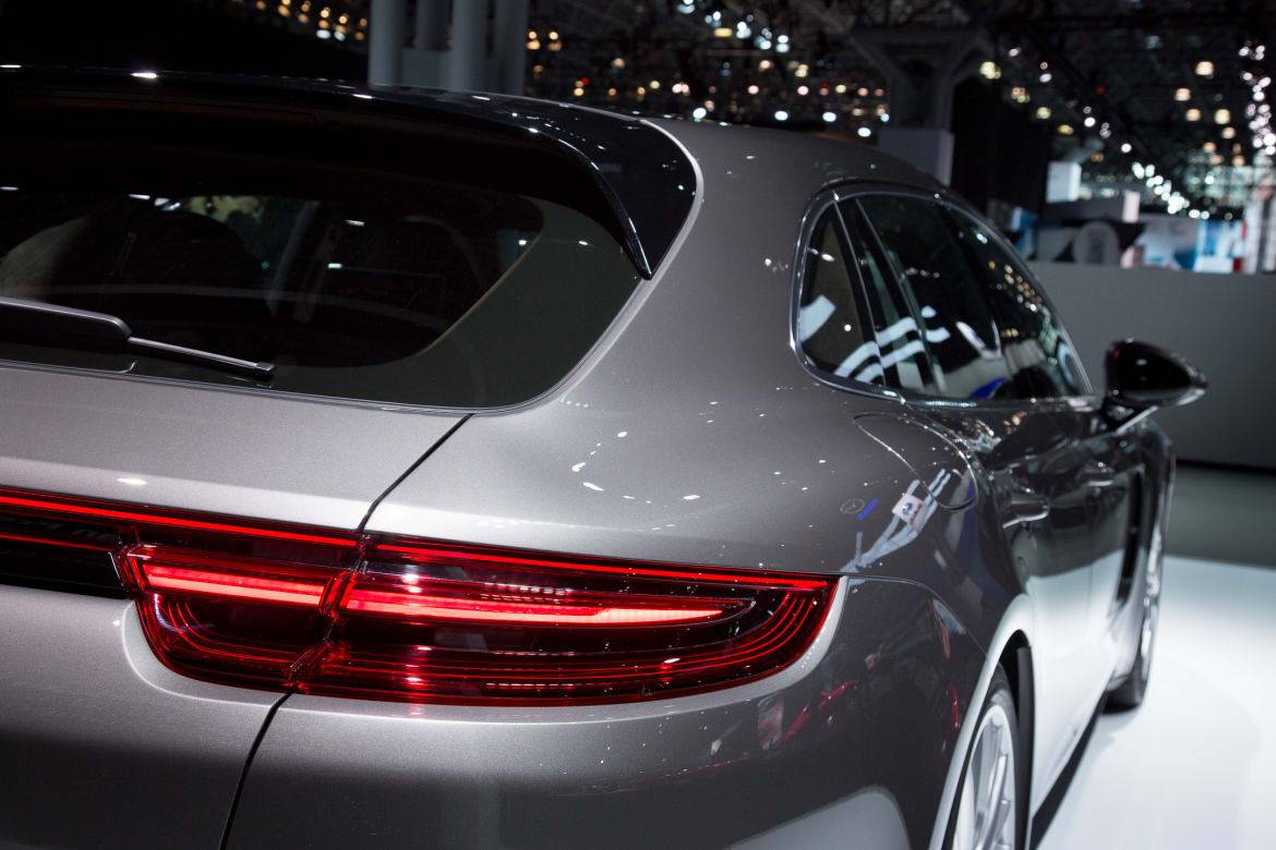 img 1812607245 1492031671366 jpg