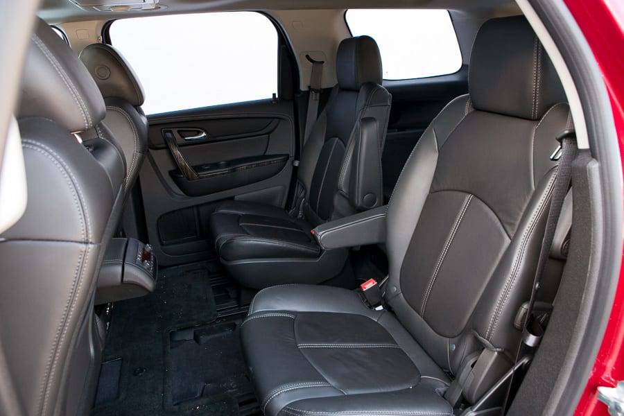 What is a car bench seat? - Car Keys