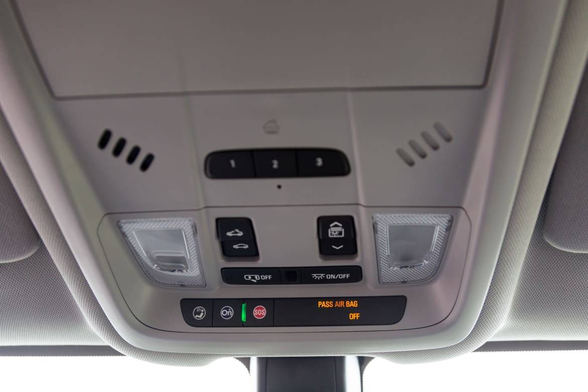 img 1928884598 1504294744482 jpg