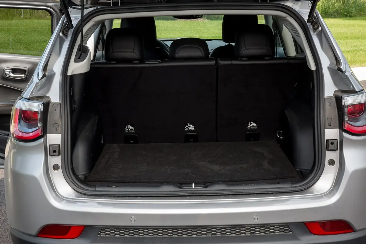 2017 jeep clearance compass interior