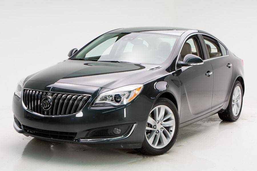 Our view: 2014 Buick Regal | Cars.com