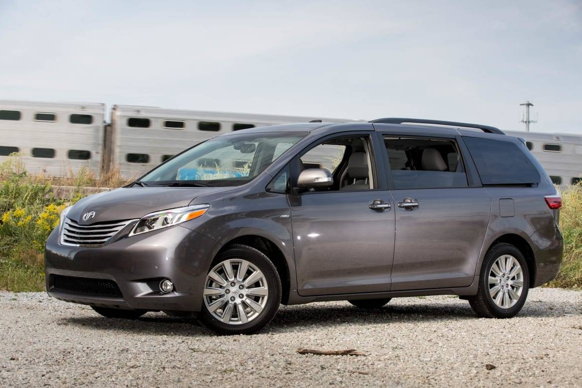 2017 toyota clearance sienna horsepower