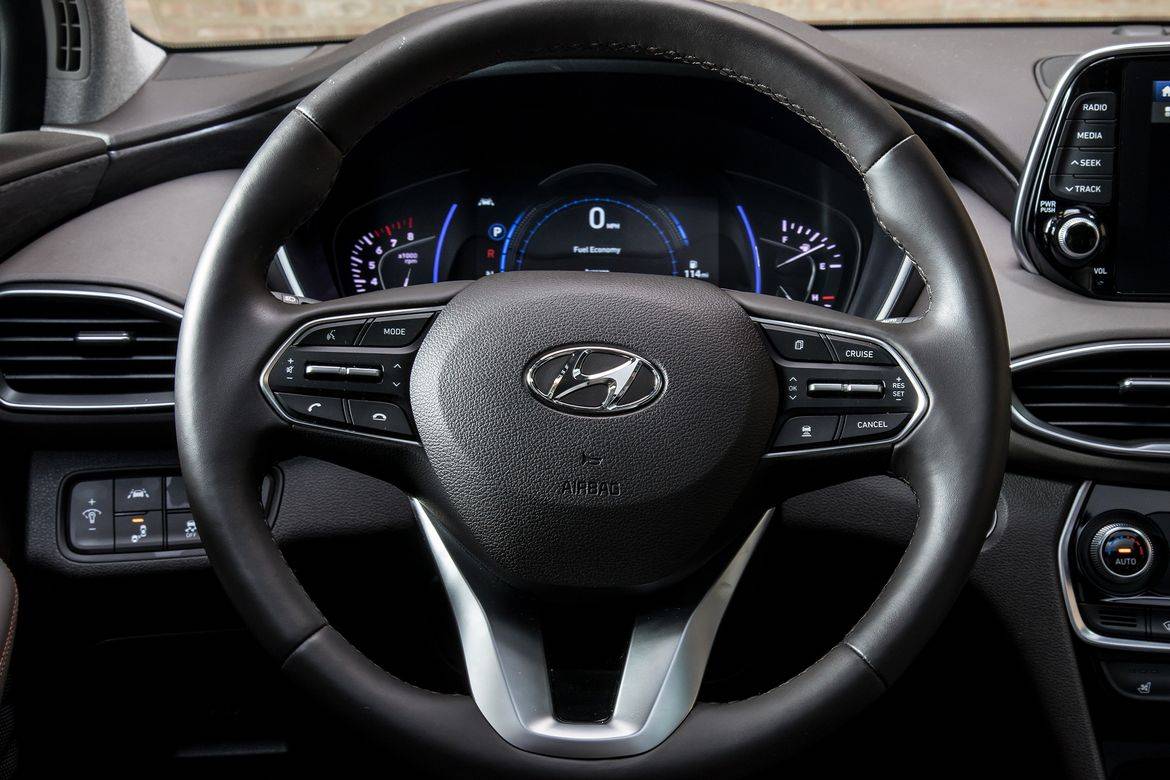 2019 Hyundai Santa Fe: 5 Things We Like (and 3 We Don't) | Cars.com