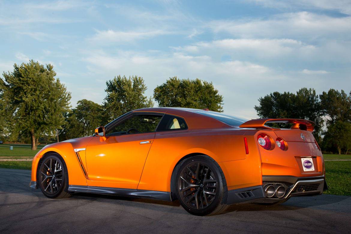 2017 Nissan GT-R: Photo Gallery | Cars.com