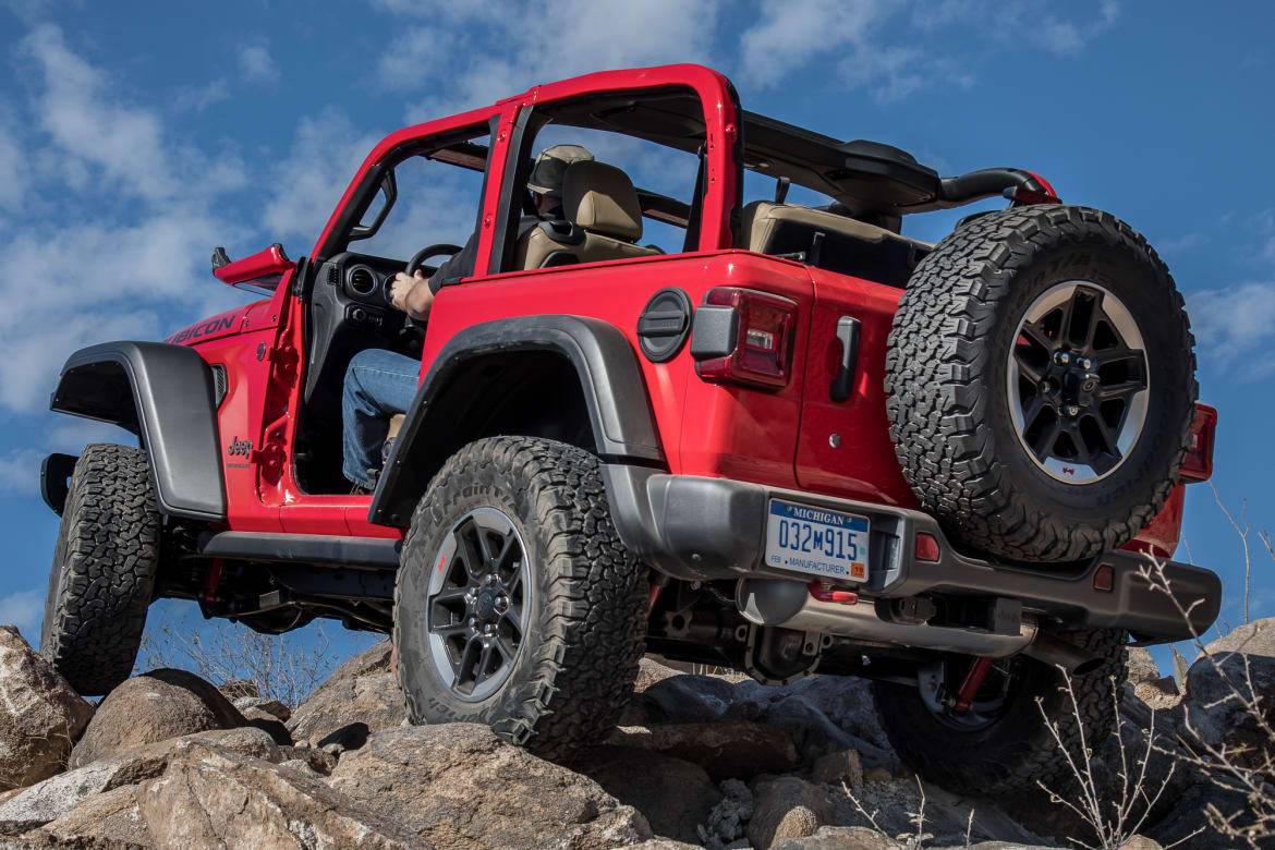 Side Curtain Airbags Help Save Lives, So Why Don't Jeep Wranglers Have  Them? 