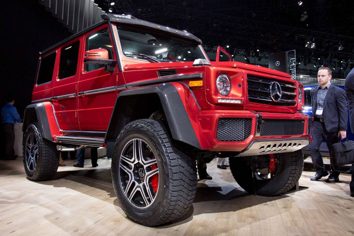 17 Mercedes Benz G550 4x4 Squared Review Photo Gallery News Cars Com