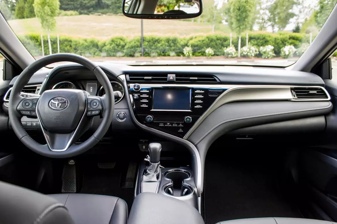 2018 Toyota Camry Review: Interior Photo Gallery | Cars.com