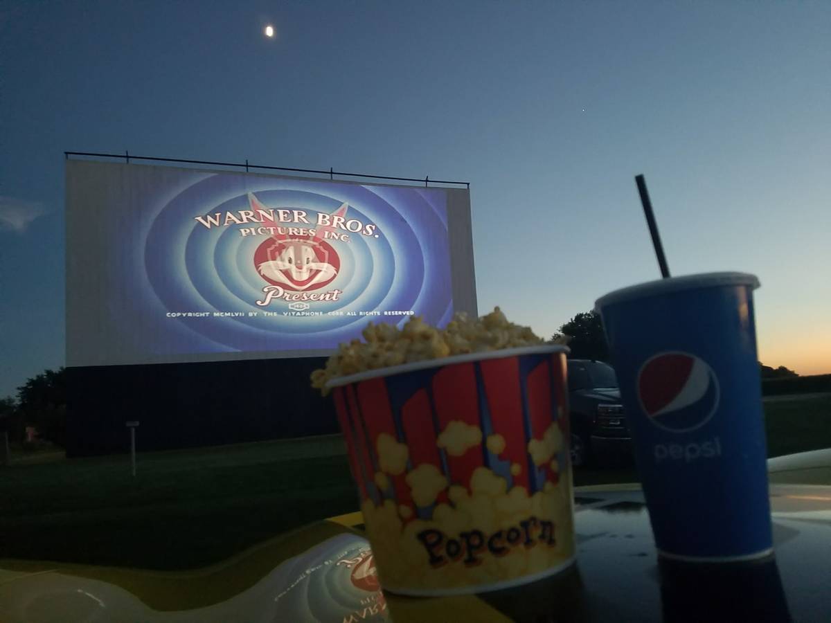Topps Drive In 5 Best Cars to Take to the Drive-In | Cars.com