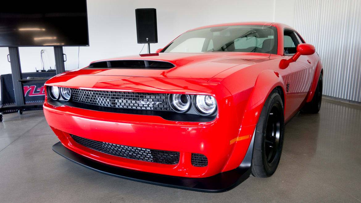 Dodge Challenger srt Demon Red