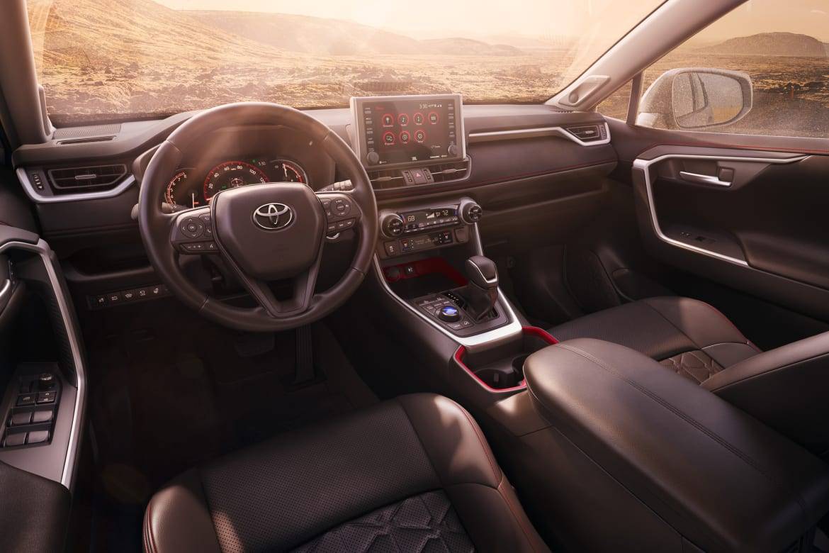 04-toyota-rav4-trd-off-road-2020-cockpit-shot--front-row--interi