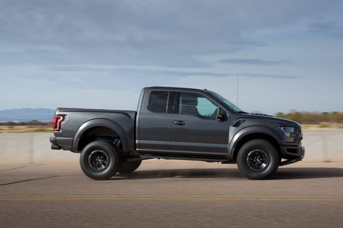 2017 Ford F-150 Raptor: Our View | Cars.com