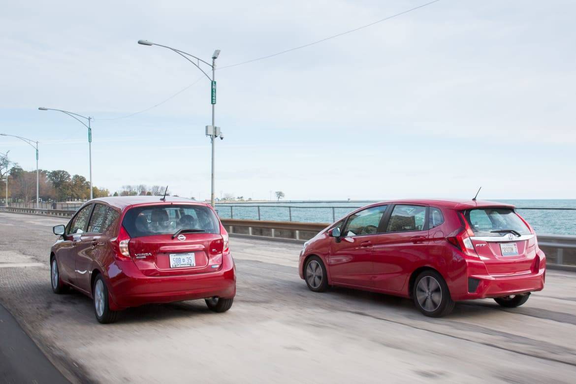 2015 nissan versa note vs 2015 honda fit