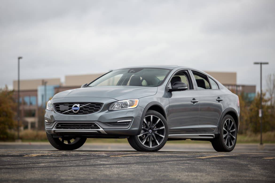 What Is The Volvo S60 Cross Country News Cars Com