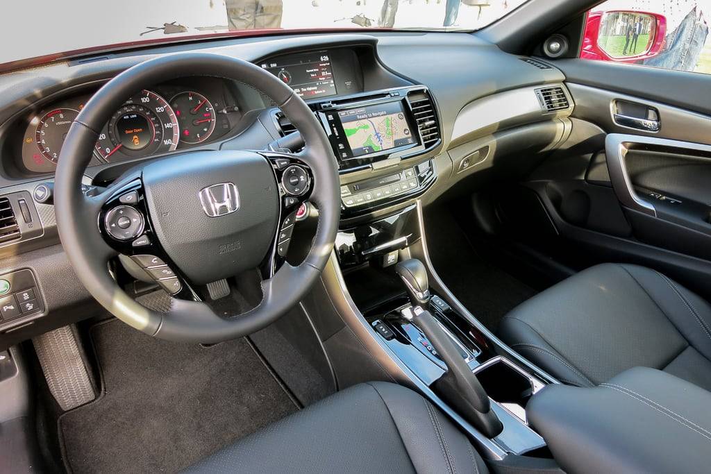 2016 Honda Accord Coupe; | Cars.com photo by Kelsey Mays