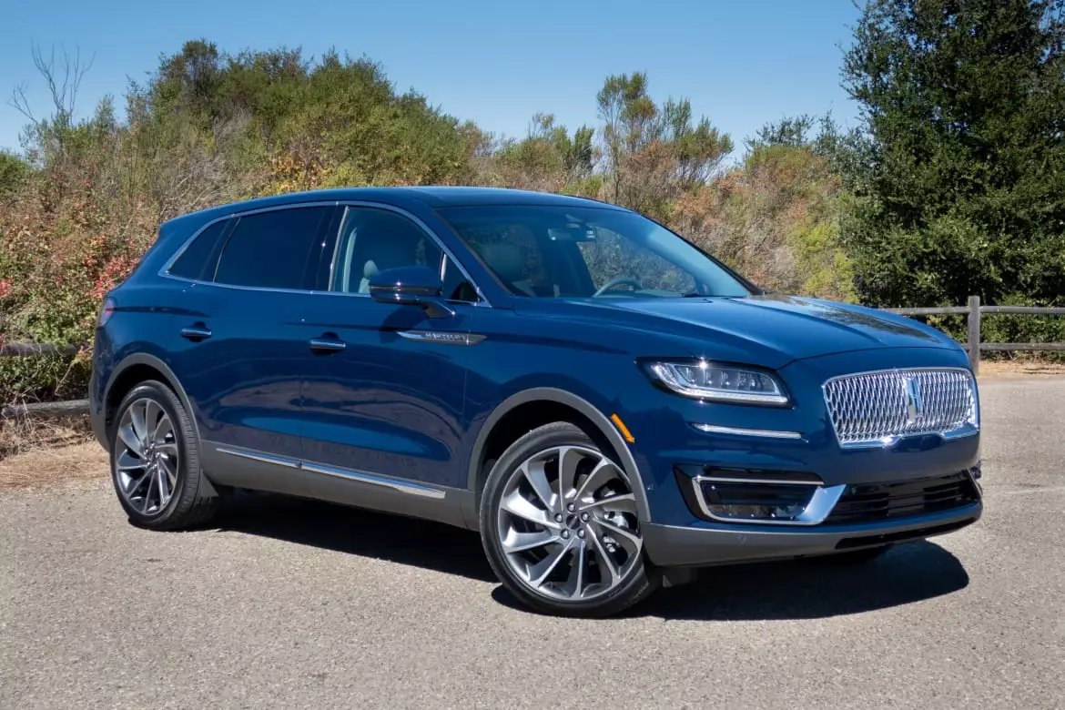 2019-lincoln-nautilus-9-things-we-like-and-4-we-don-t-cars