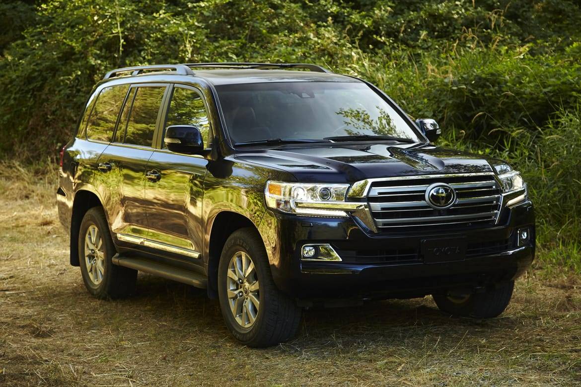 First Look: Toyota Land Cruiser