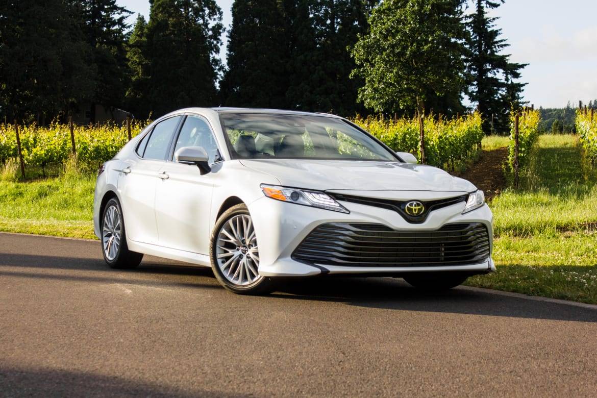 2018 Toyota Camry Review: Exterior Photo Gallery | Cars.com