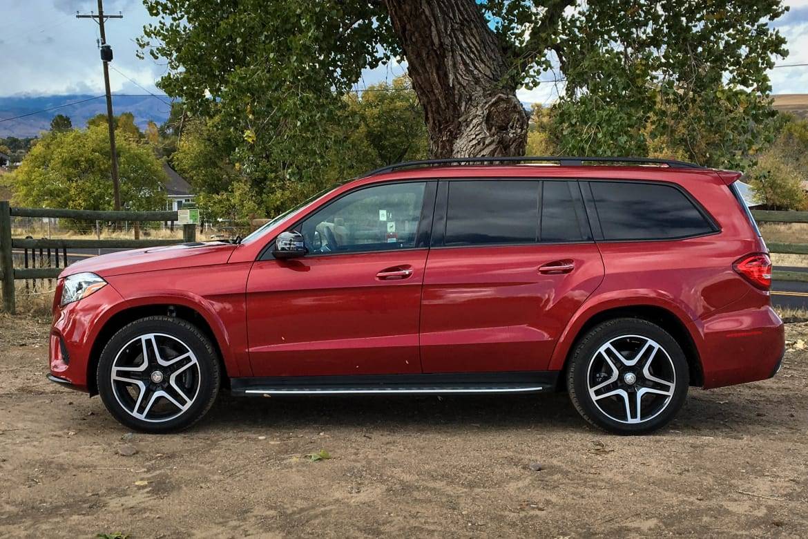 Mercedes gl 63 AMG красный