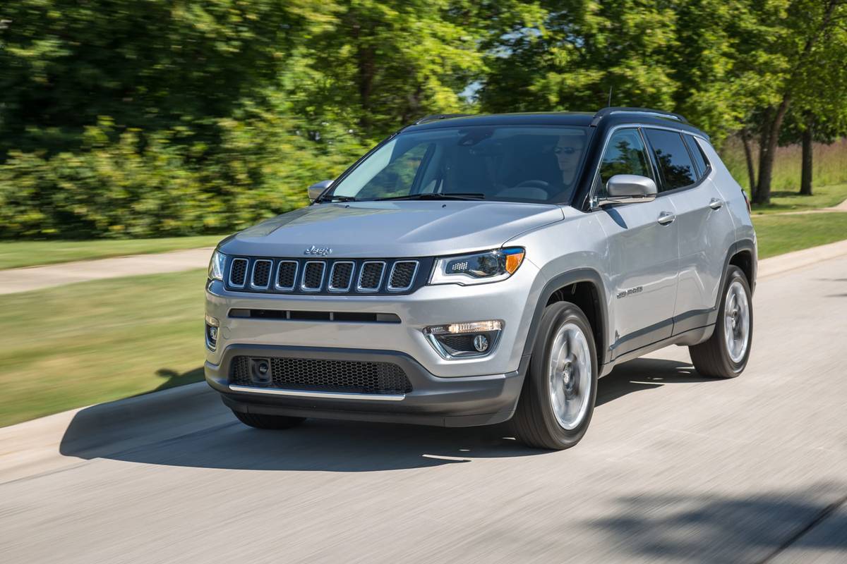 2017 Jeep Compass Review: Photo Gallery | Cars.com