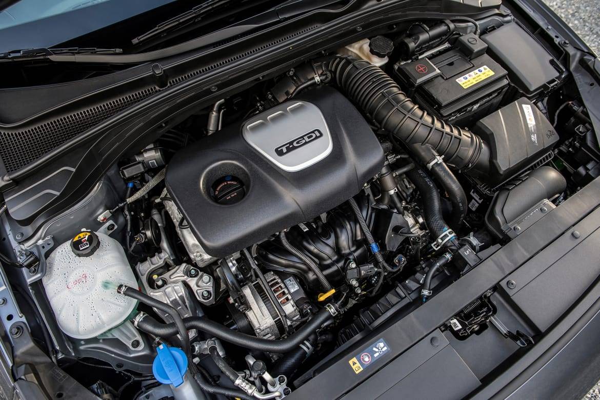 2018 Hyundai Elantra GT | Manufacturer image