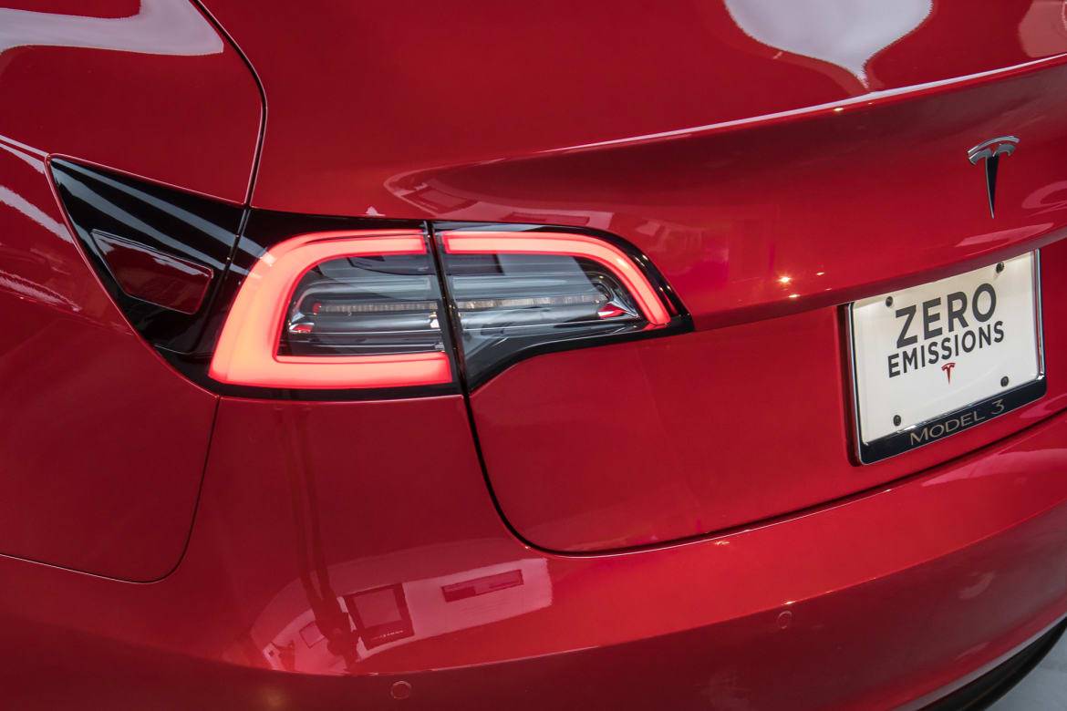 Tesla Model 3 Photo Gallery | Cars.com