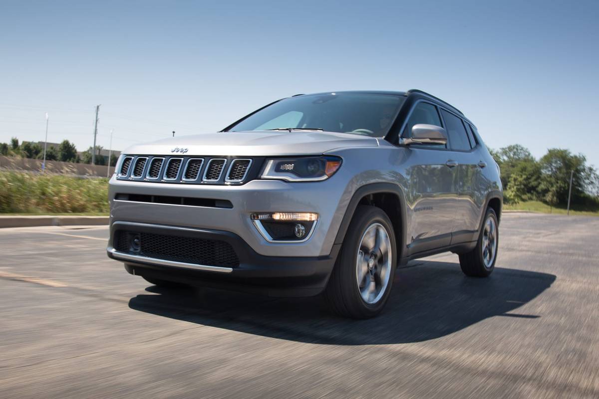 2017 Jeep Compass Review: Photo Gallery 