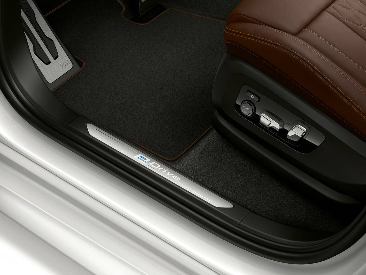 BMW X5: Das große SUV ab 2019 als Plug-in-Hybrid und weitere Auto-News, Leben & Wissen