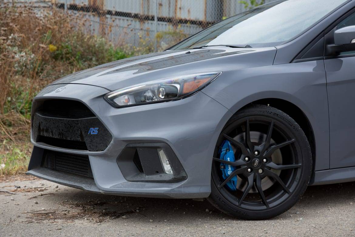 2017 Ford Focus RS: Photo Gallery | Cars.com