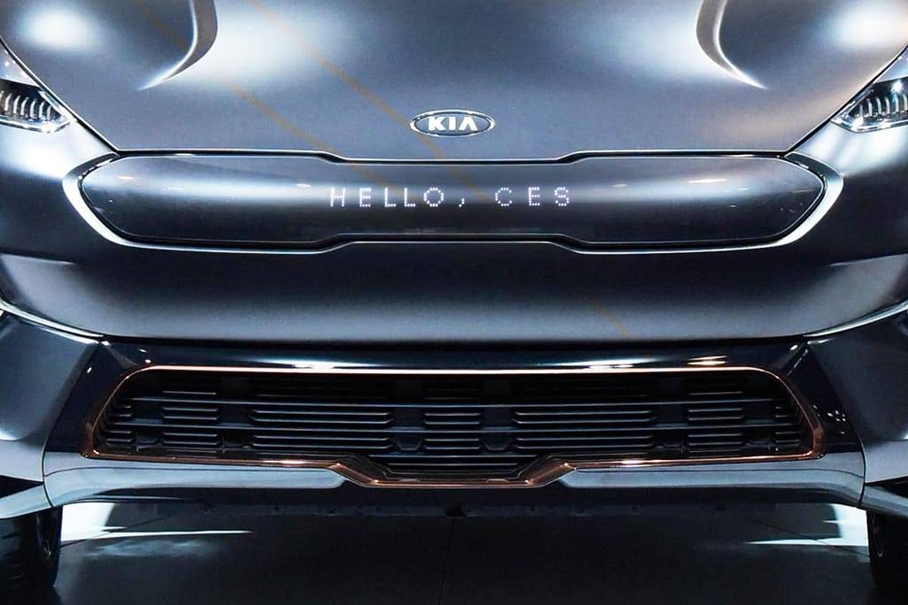 Kia Unveils Niro Ev Concept With Mile Range At Ces Cars Com