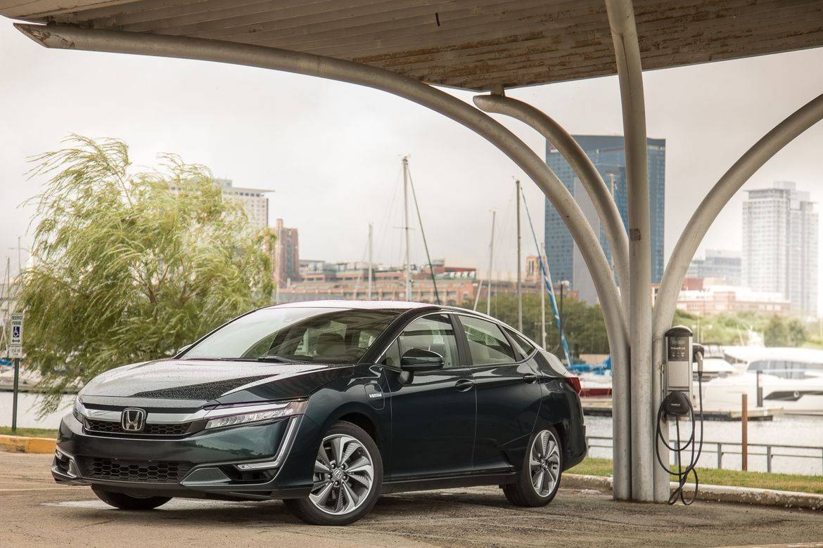 2019 Honda Clarity PlugIn Hybrid Review A Rare Winner of Its Kind