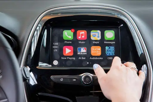 Mazda & Apple CarPlay