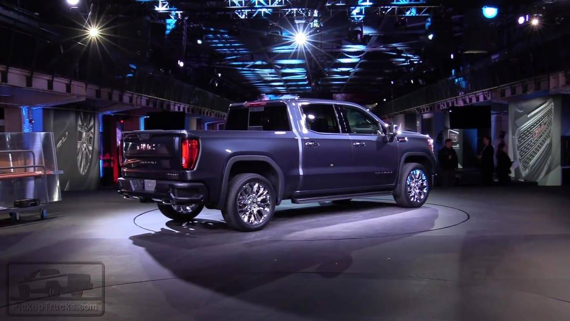 2019 GMC Sierra 1500 Denali: First Look Video | Cars.com