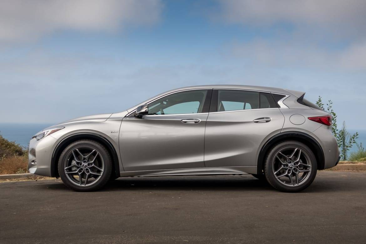 Infiniti q30 Sport