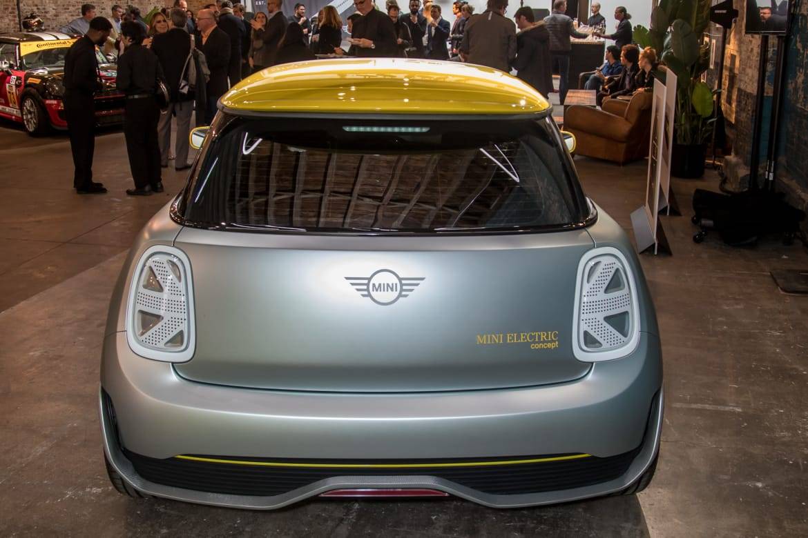 Mini Is Plugging Away at Its First All-Electric Model | Cars.com