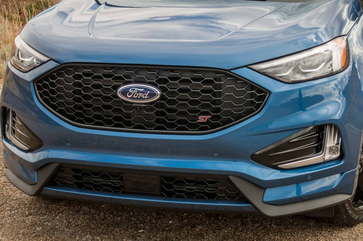 2019 Ford Edge ST | Cars.com photo by Fred Meier