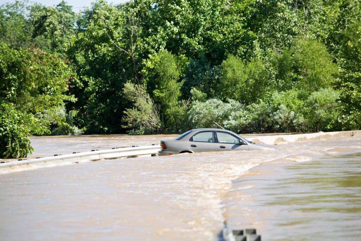 Flooded_Car.jpg