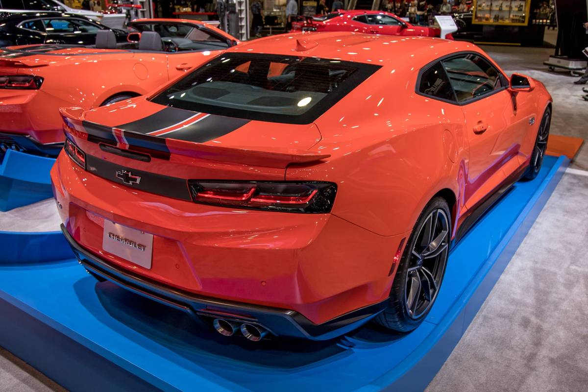 Chevrolet Camaros at SEMA: Orange Is the New Track | News | Cars.com