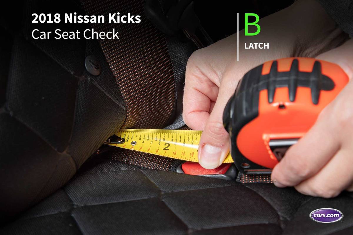 How Do Car Seats Fit in a 2018 Nissan Kicks?
