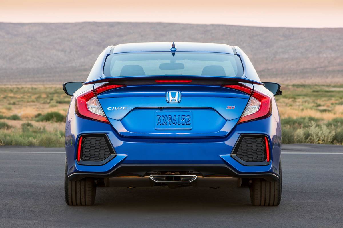 2019 Honda Civic Si sedan | Manufacturer images