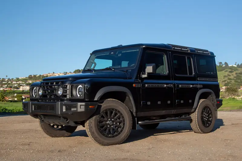 ineos-grenadier-black-edition-2026-01-exterior-front-angle
