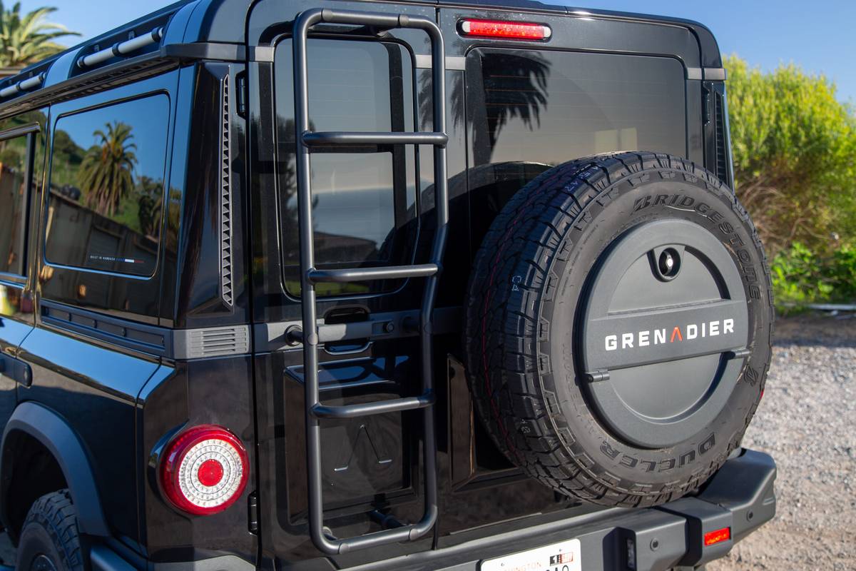 ineos grenadier black edition 2026 17 exterior rear scaled jpg
