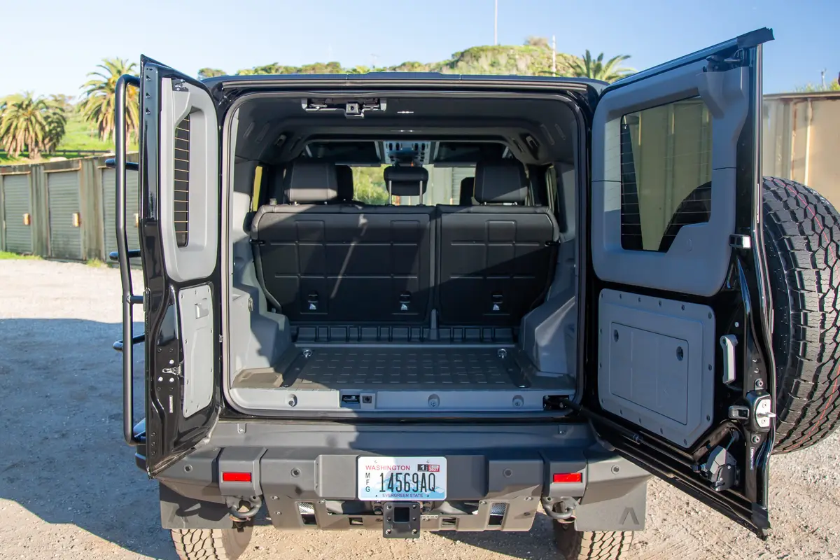 ineos grenadier black edition 2026 20 exterior rear scaled jpg