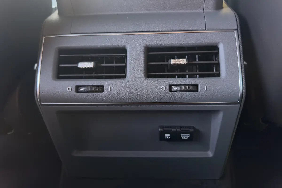 ineos grenadier black edition 2026 44 interior backseat jpg
