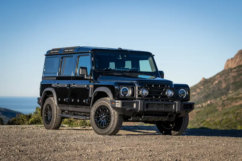 ineos-grenadier-black-edition-2026-exterior-oem-01