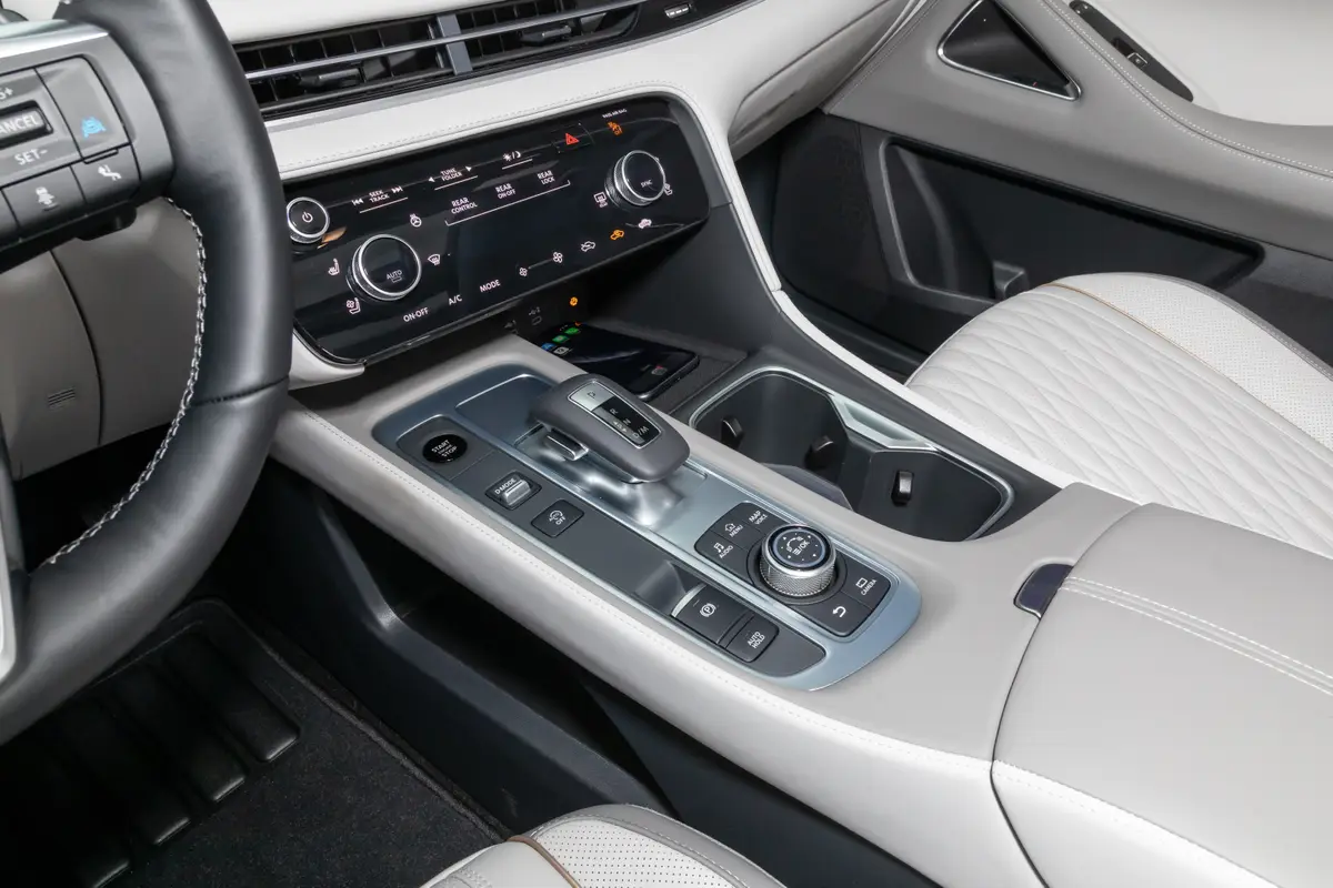 infiniti qx60 2026 24 interior center console jpg